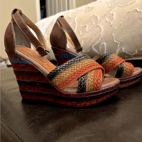 Elite by Conkus Shoes - ELITE BY CONKUS Wedge Heels - Size 6